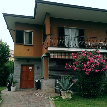 Casa Vacanze Mari, Paratico Εξωτερικό φωτογραφία